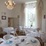 Chateau Du Bois De La Noe Bed & Breakfast 3*