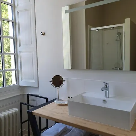Chateau Du Bois De La Noe Bed & Breakfast 3*