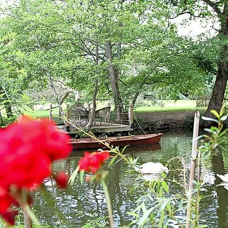 Bed & Breakfast Chateau Du Bois De La Noe Bouaye