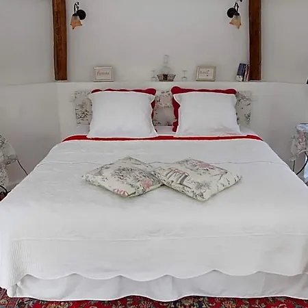 Chateau Du Bois De La Noe Bed & Breakfast