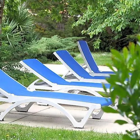 Chateau Du Bois De La Noe Bed & Breakfast Bouaye