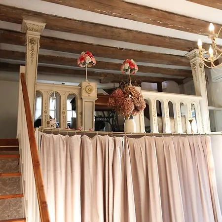Bed & Breakfast Chateau Du Bois De La Noe