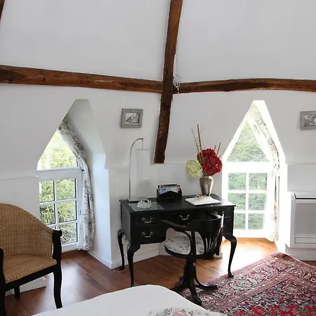 Bed & Breakfast Chateau Du Bois De La Noe