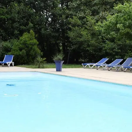 Chateau Du Bois De La Noe Bed & Breakfast Bouaye