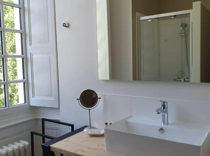 Chateau Du Bois De La Noe Bed & Breakfast 3*