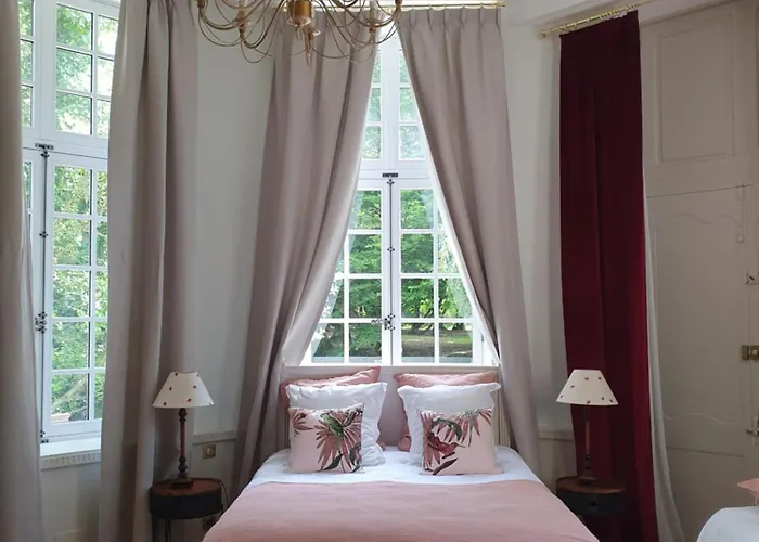 Couette-café D'hôtes Château Du Bois De La Noe Bouaye