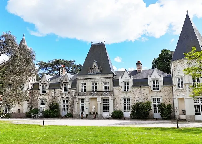 Couette-café D'hôtes Château Du Bois De La Noe Bouaye