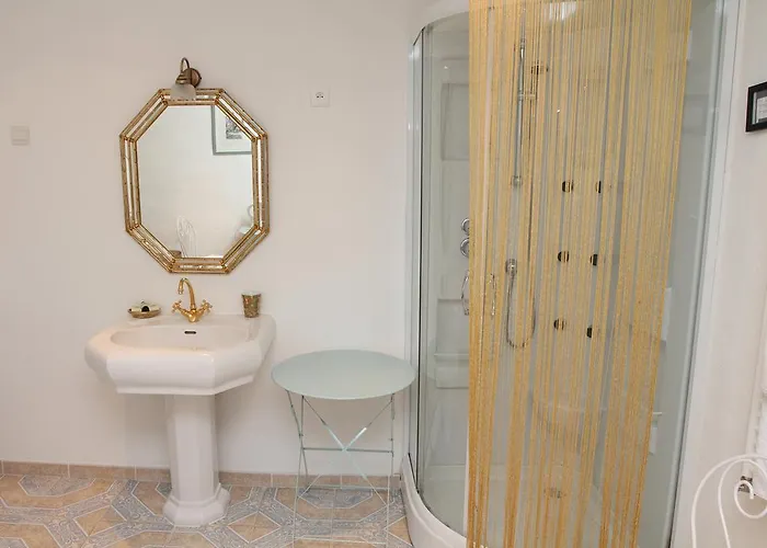 Bed & Breakfast Chateau Du Bois De La Noe 3*