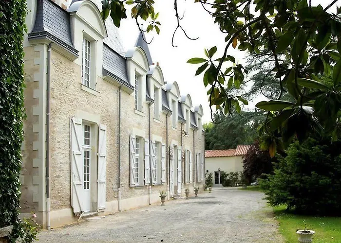 Couette-café D'hôtes Château Du Bois De La Noe